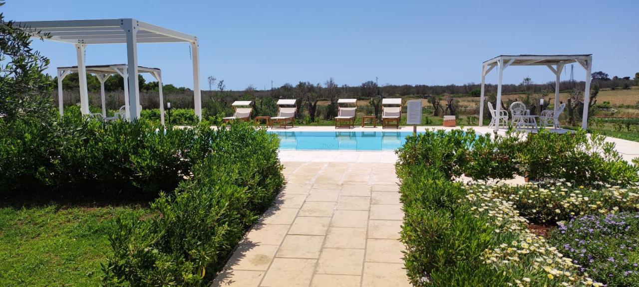 Masseria Vignenove Уджано-ла-Кьеза Экстерьер фото