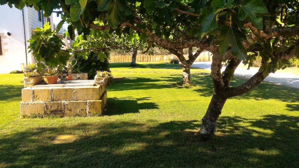 Masseria Vignenove Уджано-ла-Кьеза Экстерьер фото
